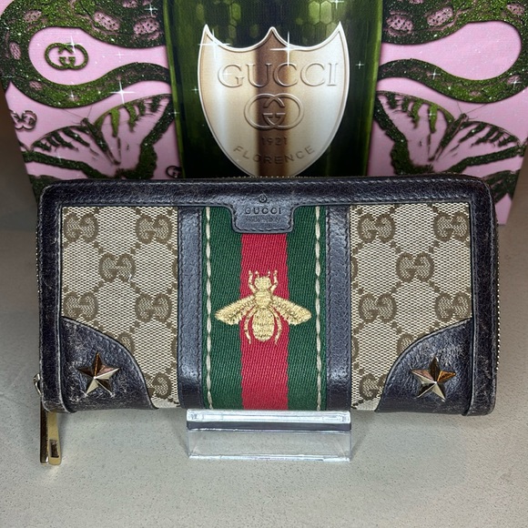 GUCCI | Queen Margaret Leather and Canvas Long Zip Around Wallet - Picture 1 of 10